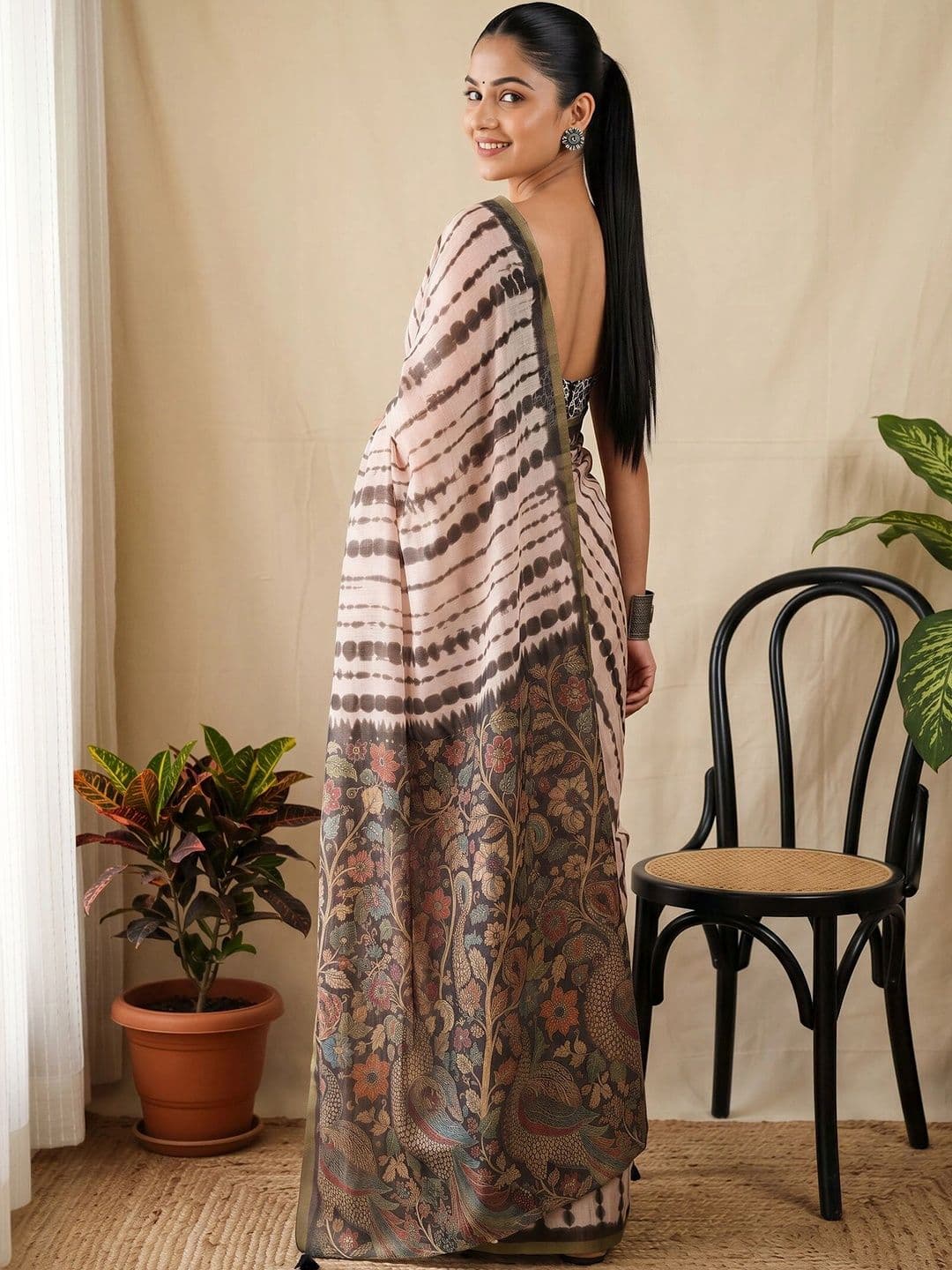 Sangria Tie and Dye Fusion Block Print Saree thumbnail 4