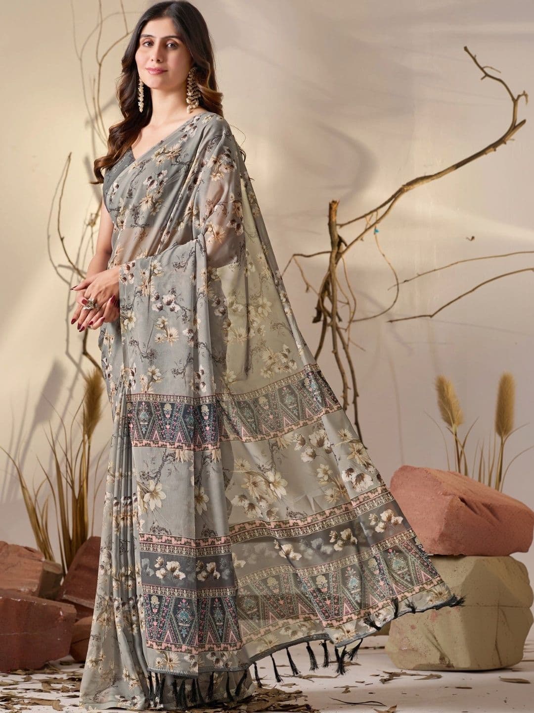 Moda Rapido Floral Poly Georgette Designer Saree thumbnail 4