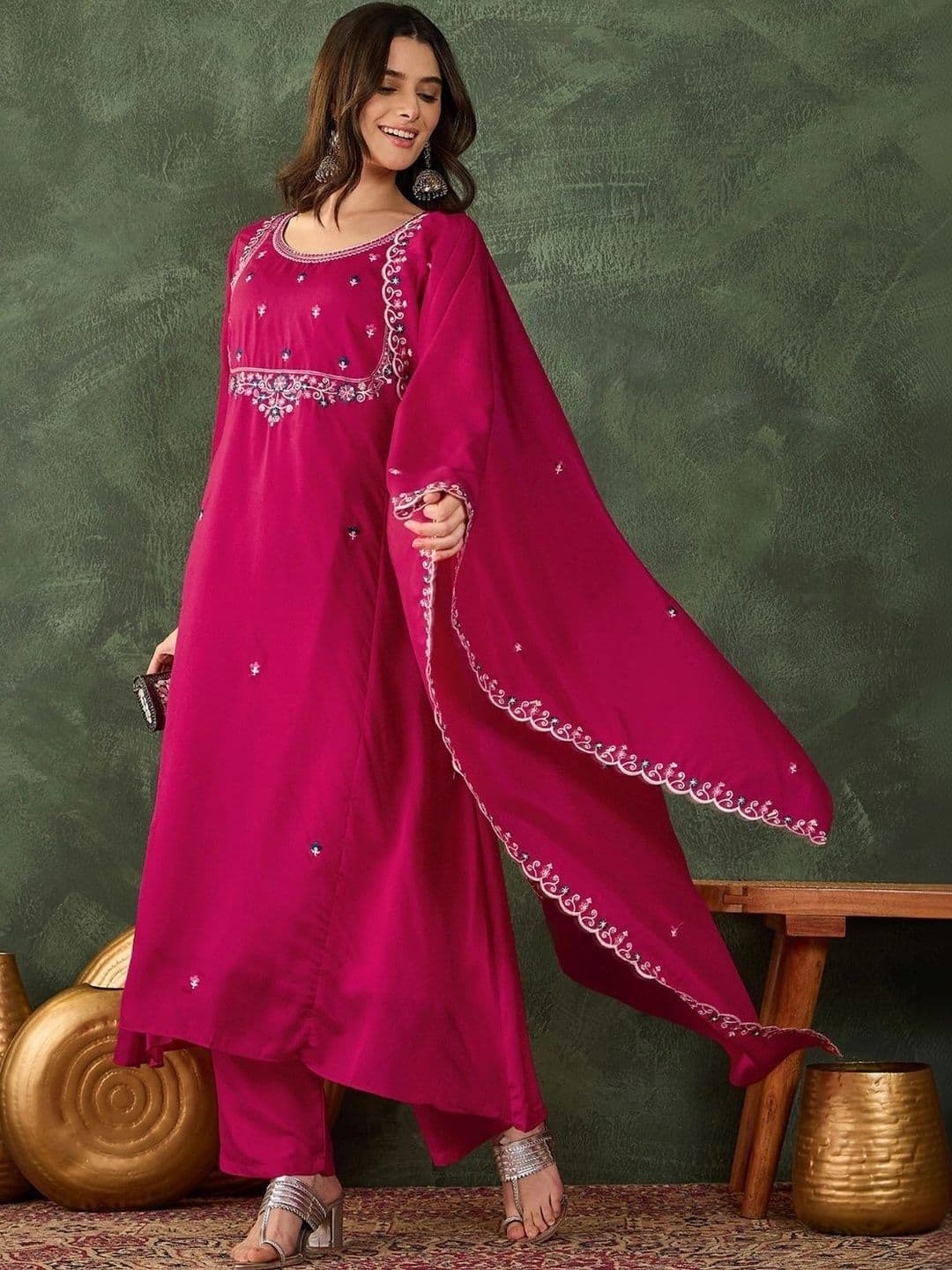 HERE&NOW Women Ethnic MotifsThread Work Pure Silk Kurta with Palazzos & With Dupatta thumbnail 5