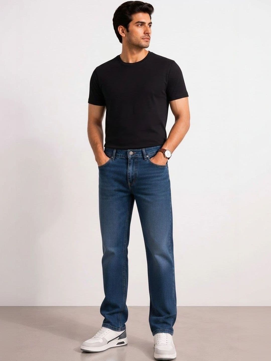 zayla Men Jean Regular Fit Mid-Rise Light Fade Stretchable Jeans thumbnail 3