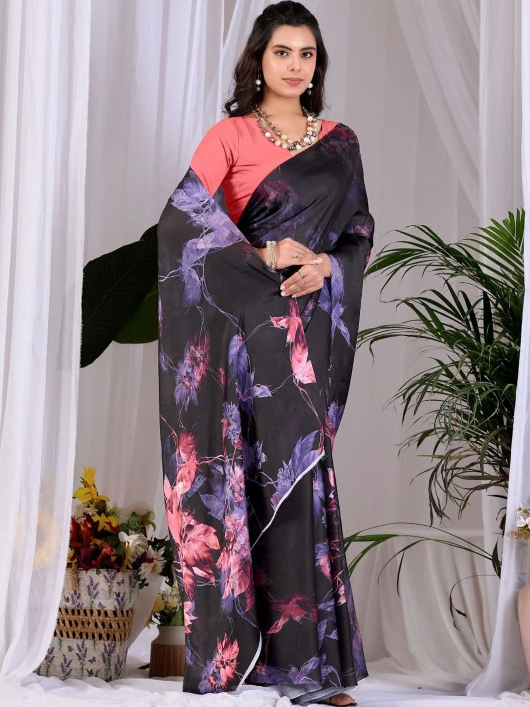Moda Rapido  women Floral Designer Saree thumbnail 7