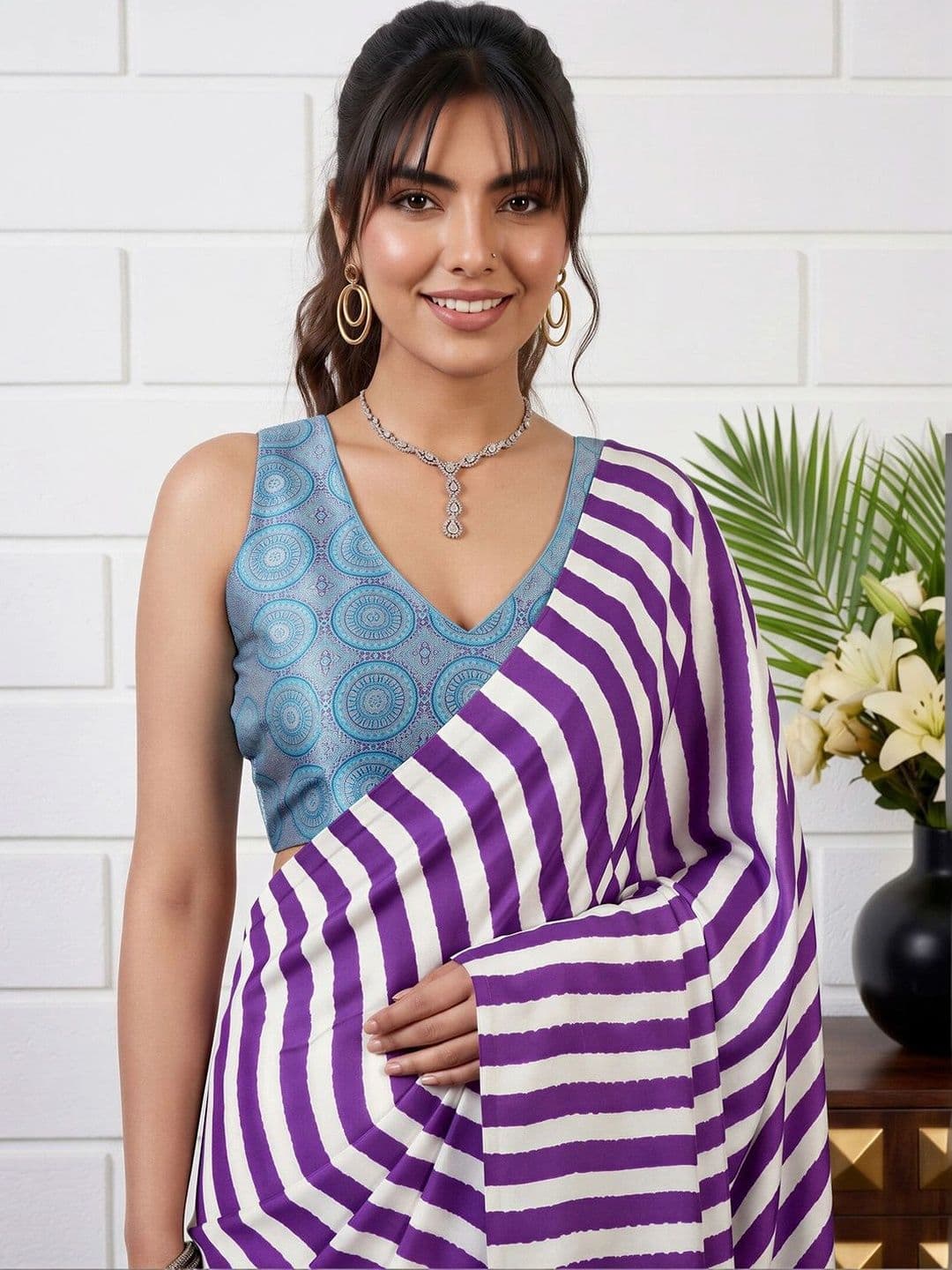 Anouk Striped Satin Designer Saree thumbnail 5