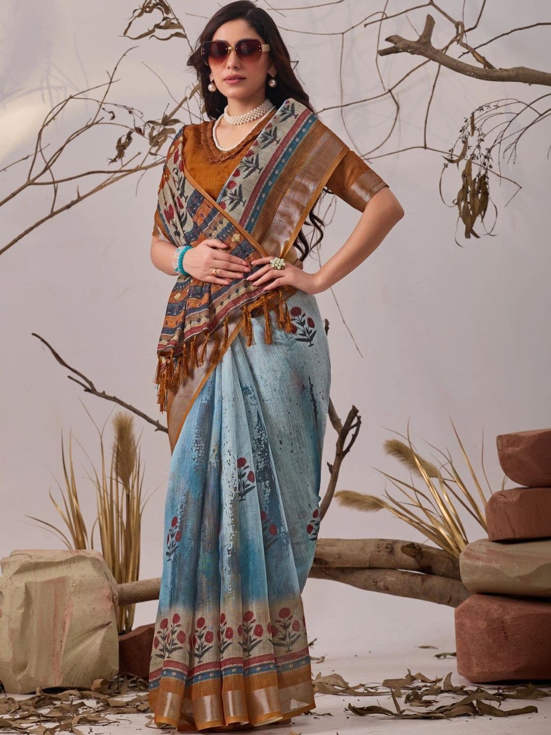 Moda Rapido Floral Linen Blend Designer Saree thumbnail 6