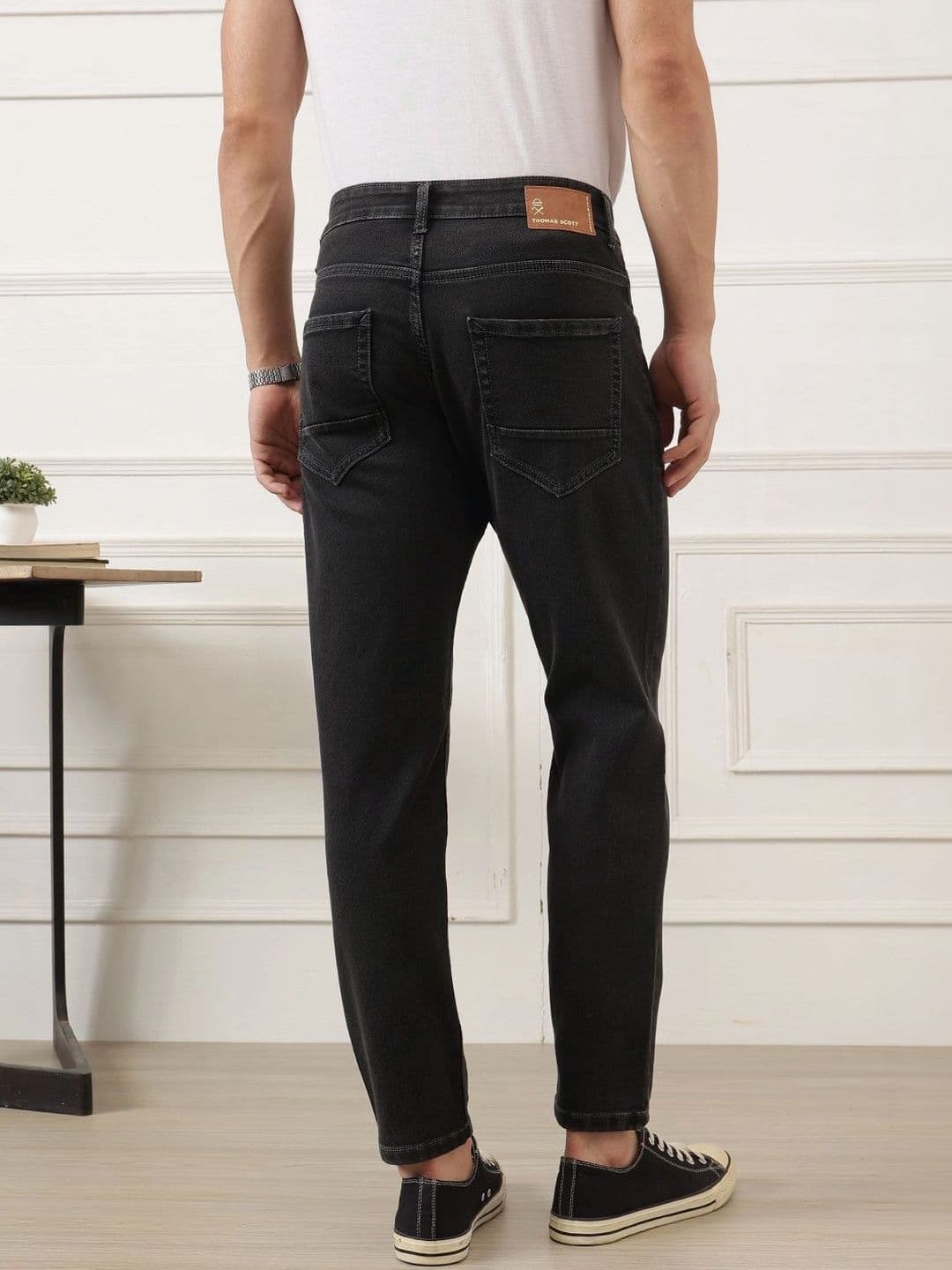 Thomas Scott Men Smart Slim Fit Mid-Rise Stretchable Jeans thumbnail 4
