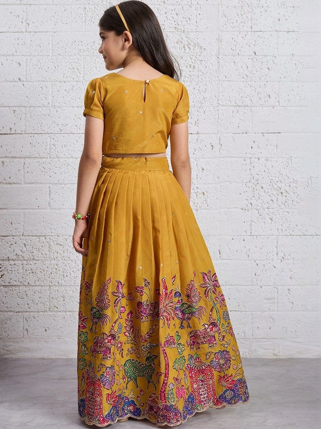 Tasarika Girls Embroidered Sequinned Ready to Wear Lehenga & thumbnail 3