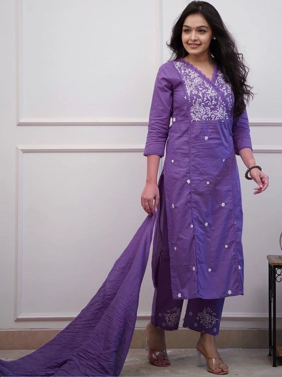 MARIONETTEFASHION Women Ethnic Motifs Embroidered Regular Chikankari Pure Cotton Kurta with Trousers & With - view 1