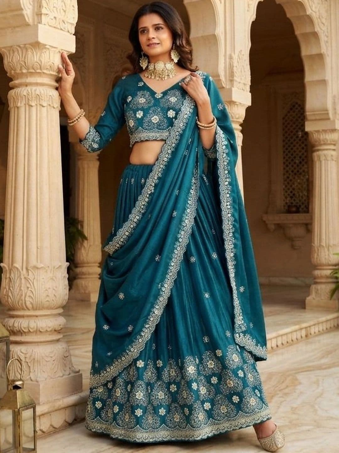 HERE&NOW Embroidered Thread Work Semi-Stitched Lehenga & Blouse With Dupatta thumbnail 3