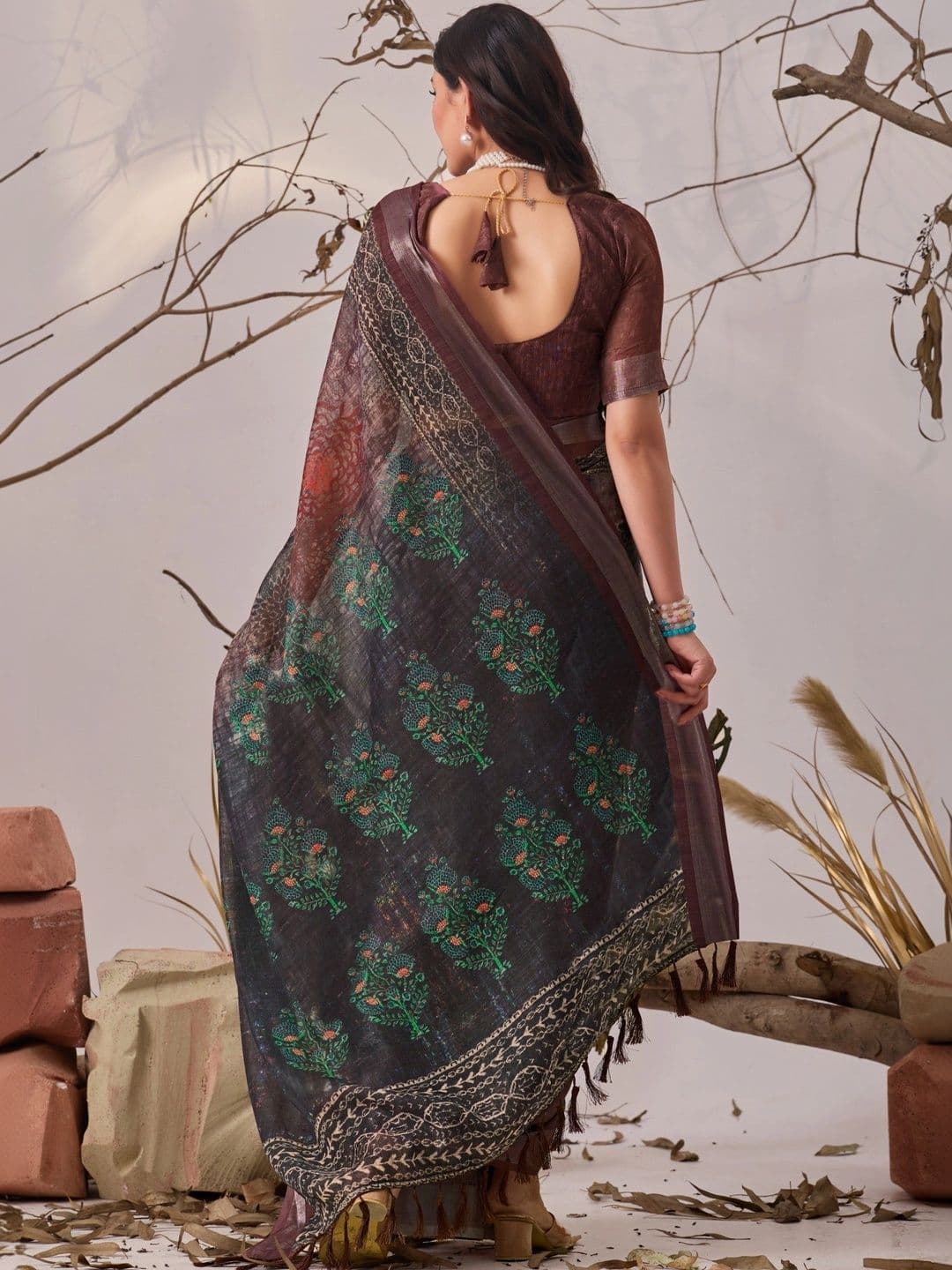 Moda Rapido Linen Blend Designer Saree thumbnail 2