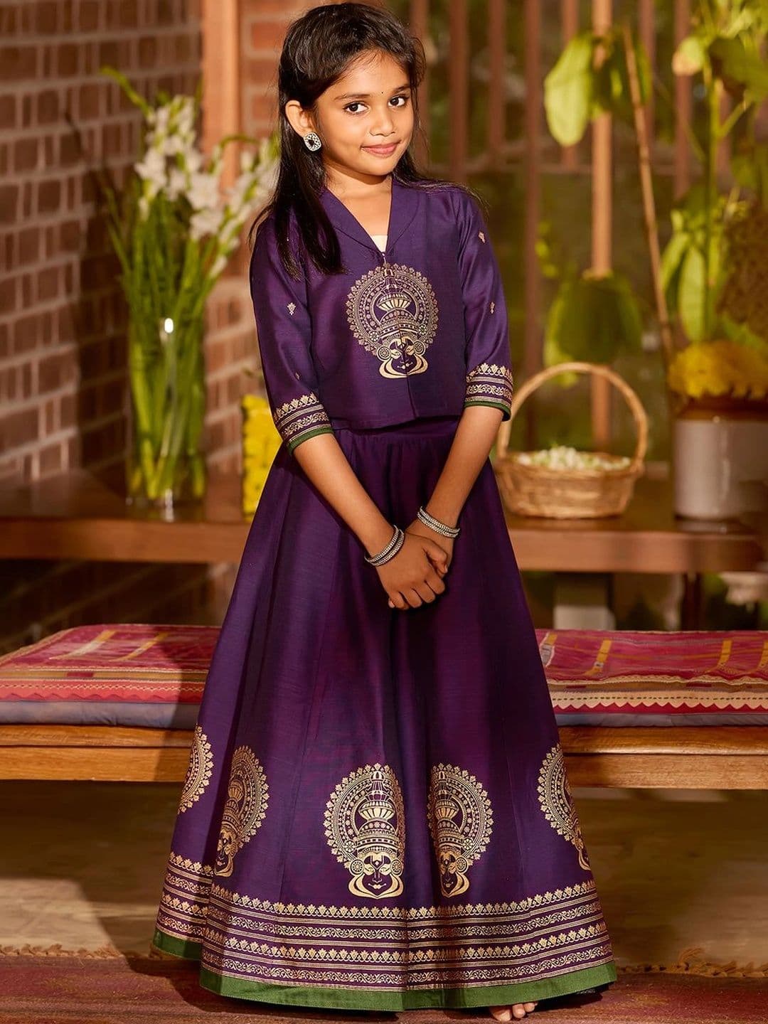 Maybell Girls Silk Blend Ethnic Motifs Three-Quarter Sleeves Onam Theme Lehenga Choli - view 1