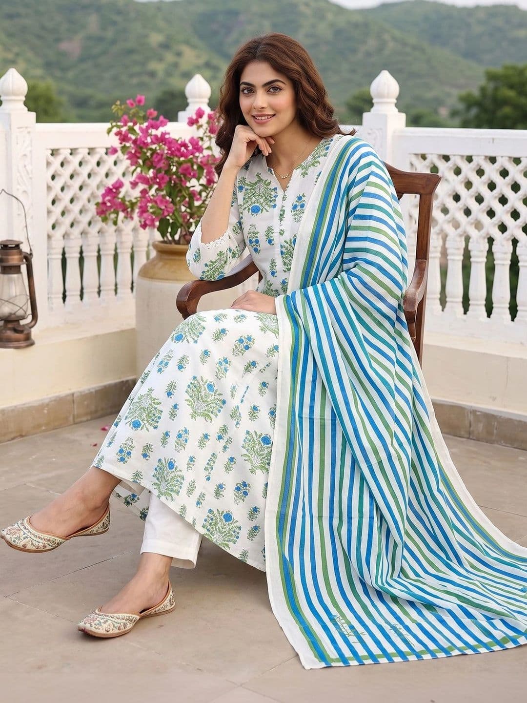Jaitpuriya Women Ethnic Motifs Printed Regular Pure Cotton Kurta with Trousers & With Dupatta thumbnail 6