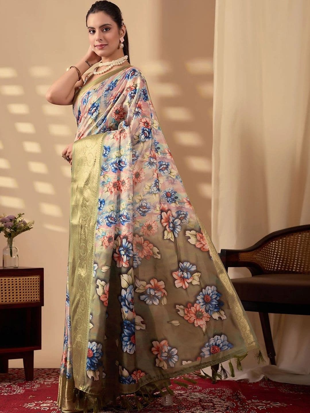 Moda Rapido Floral Zari Silk Blend Designer Saree thumbnail 3
