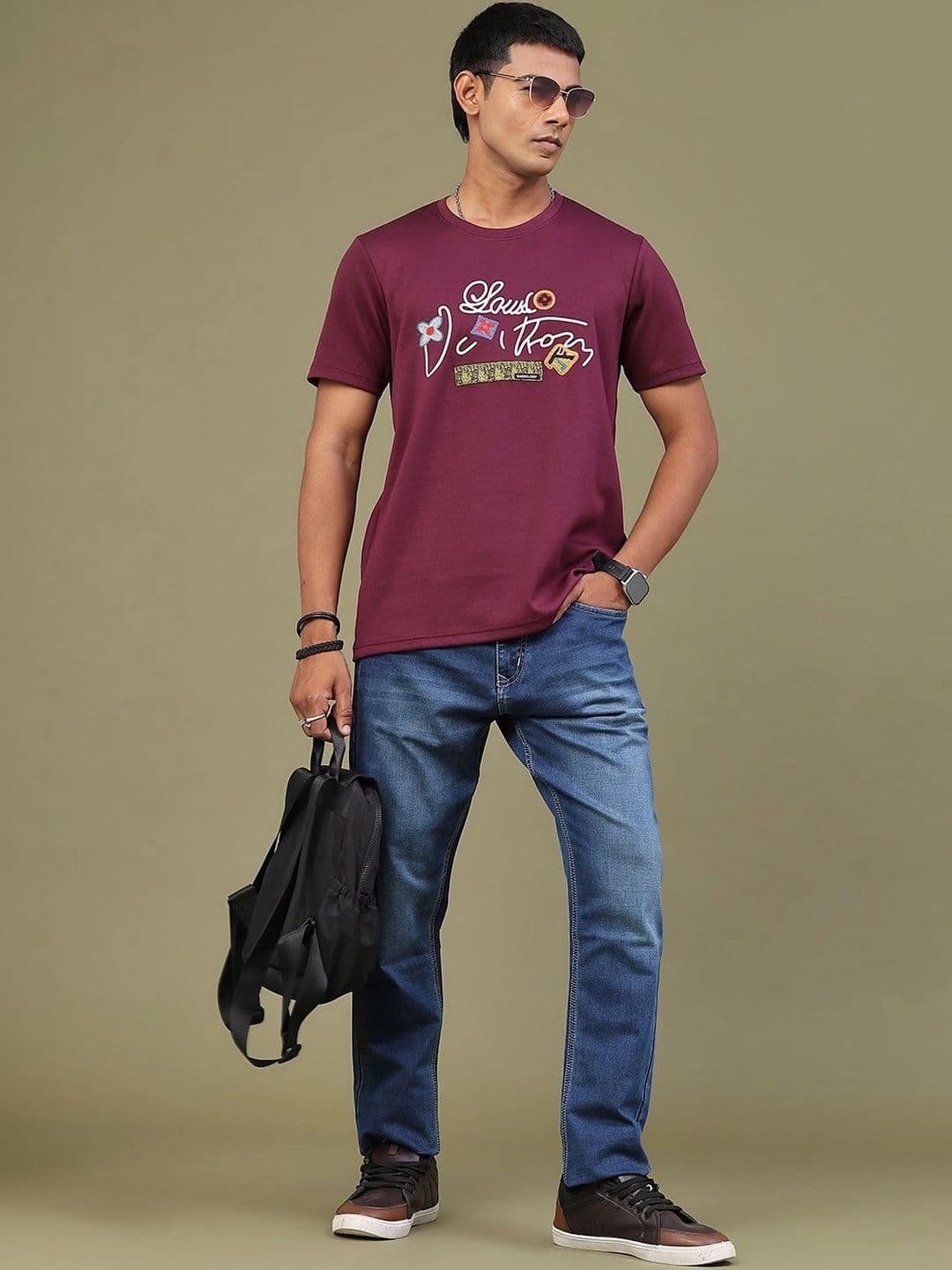 V-Mart Men Printed Applique Slim Fit T-shirt thumbnail 4