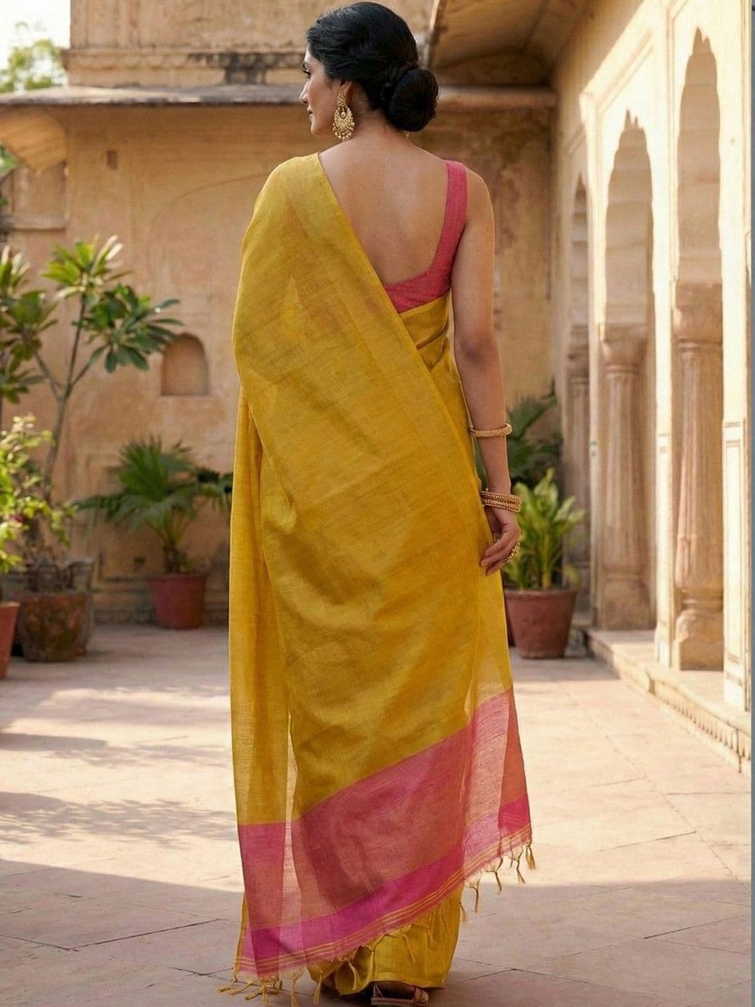 Mitera Woven Design Tissue Saree thumbnail 4