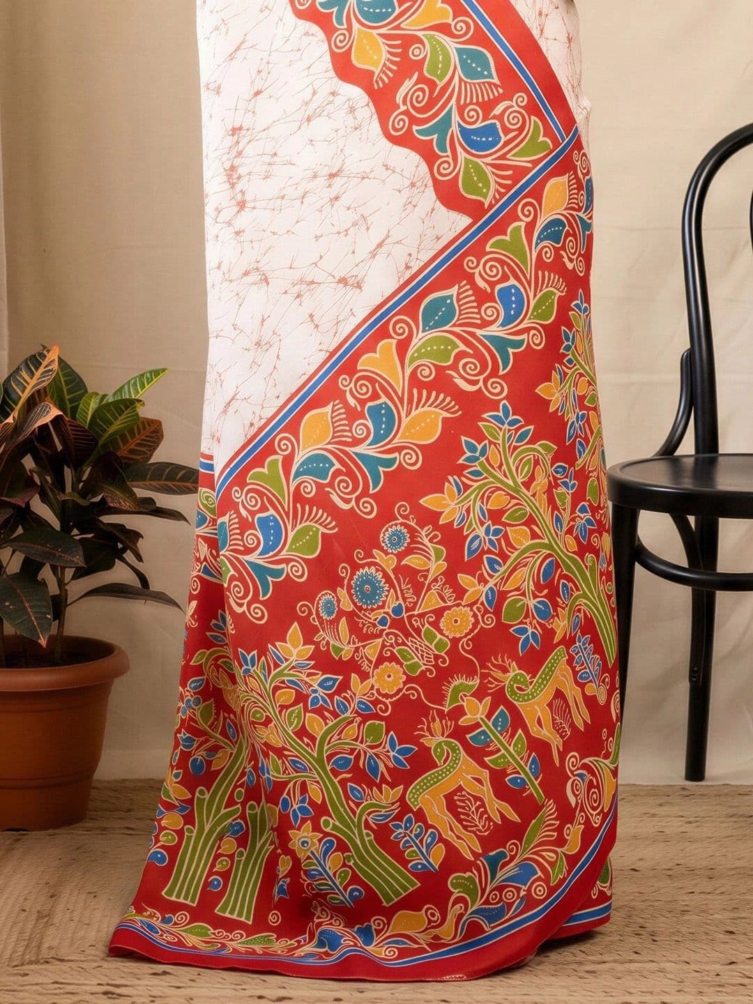 Anouk Batik Designer Block Print Saree thumbnail 2