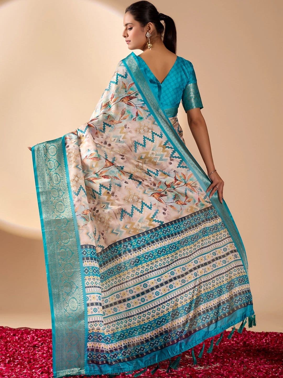 Moda Rapido Striped Zari Silk Blend Designer Saree thumbnail 4