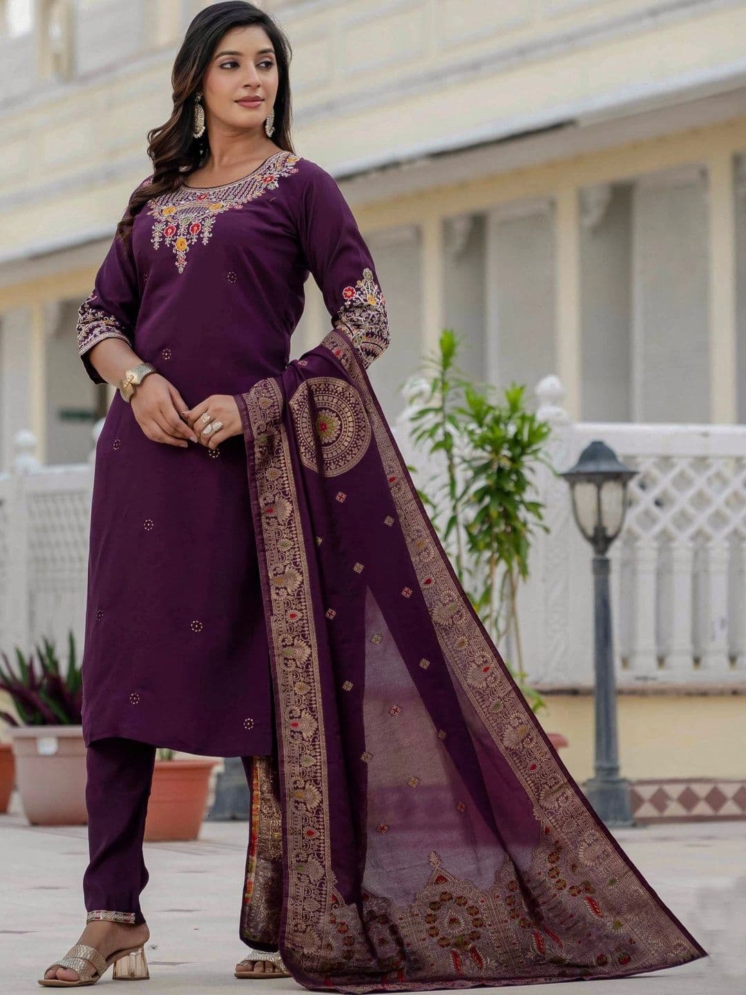 Sangria Women Ethnic Motifs Thread Work Kurta with Trousers & With Dupatta thumbnail 2