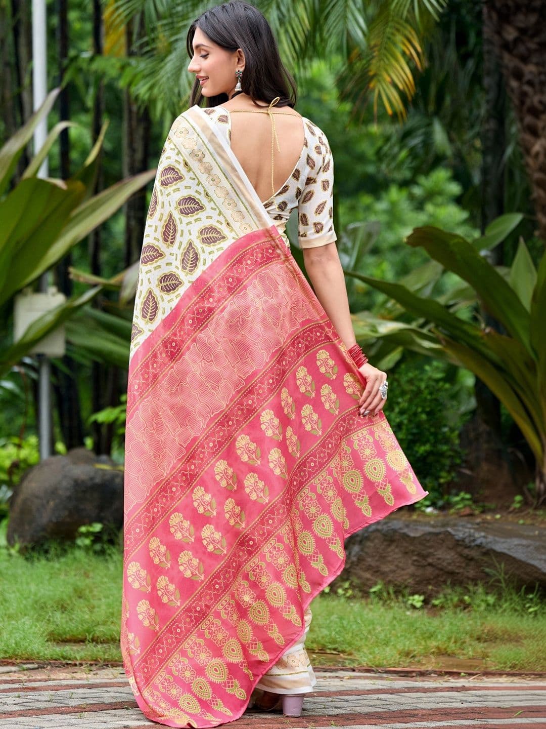 K 5 Fashion Ethnic Motifs Embroidered Pure Cotton Fusion Ikat Saree thumbnail 6