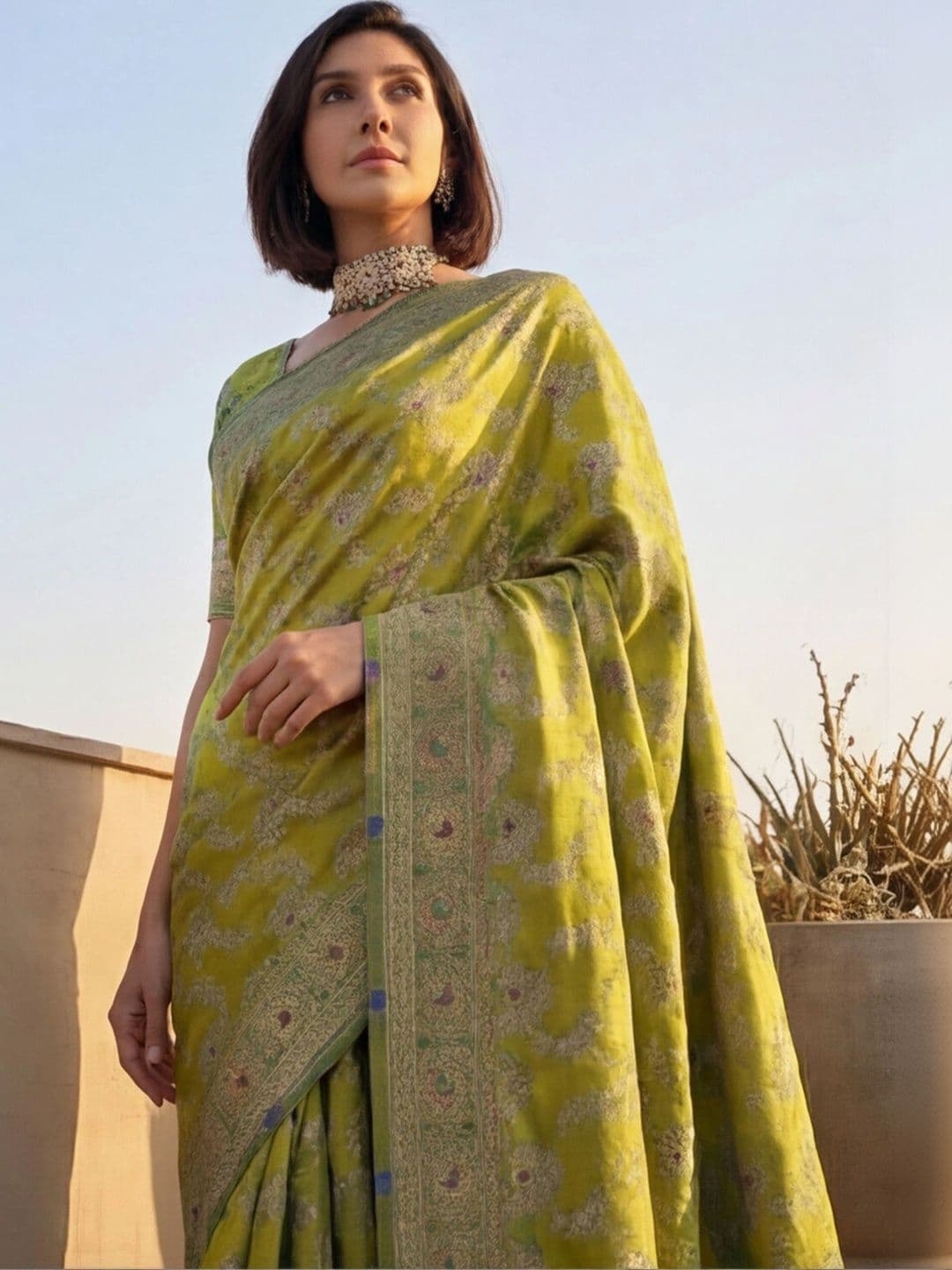Anouk Rustic Woven Design Zari Silk Blend Designer Kanjeevaram Saree thumbnail 2
