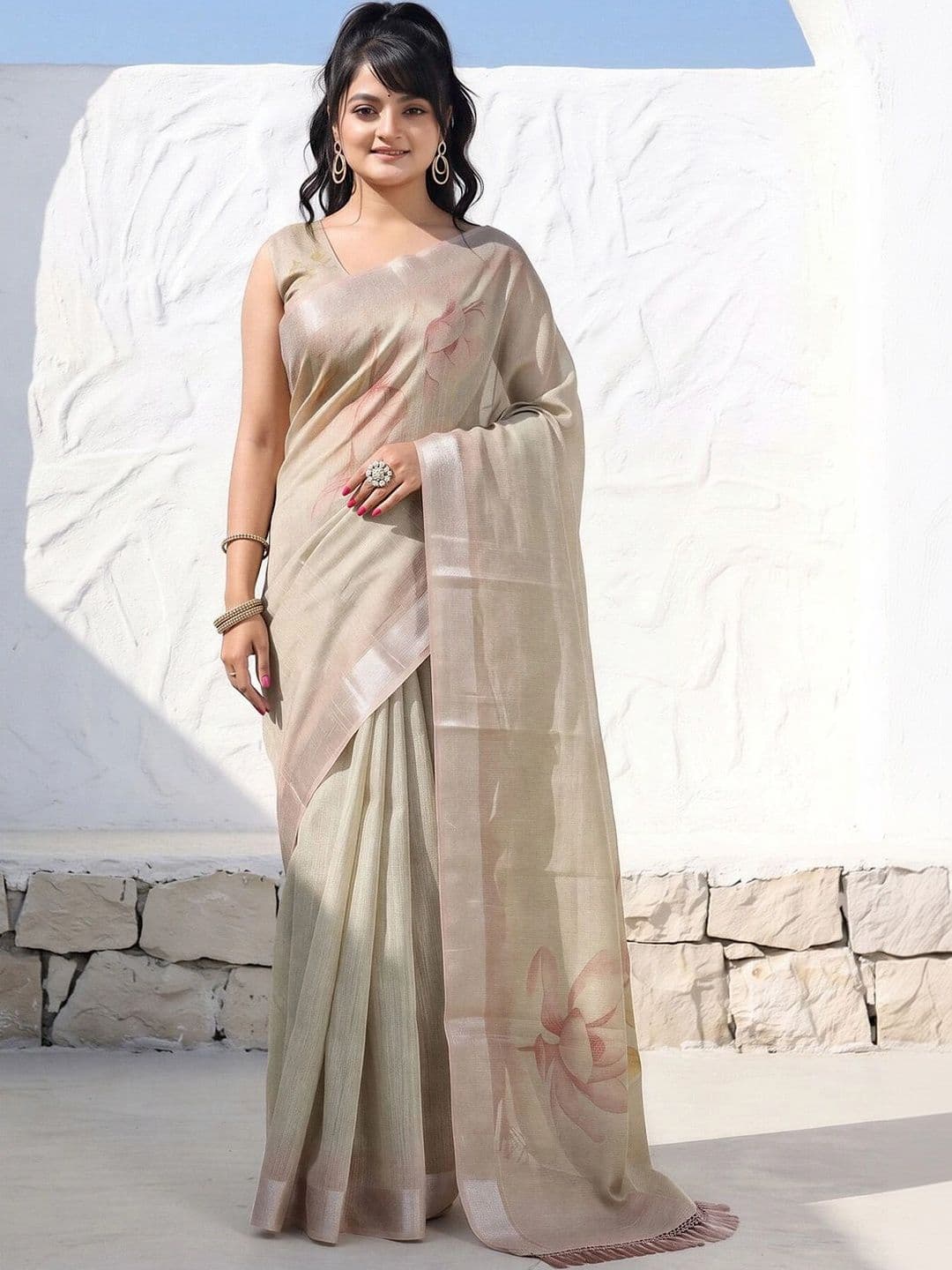 Anouk Floral Silk Cotton Designer Saree thumbnail 2
