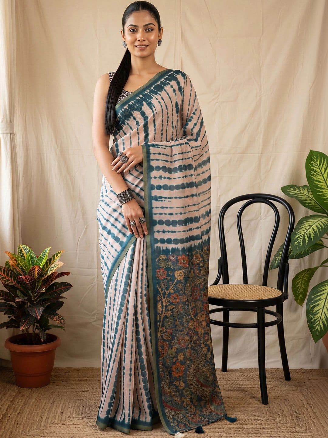 Sangria Tie and Dye Designer Block Print Saree thumbnail 2