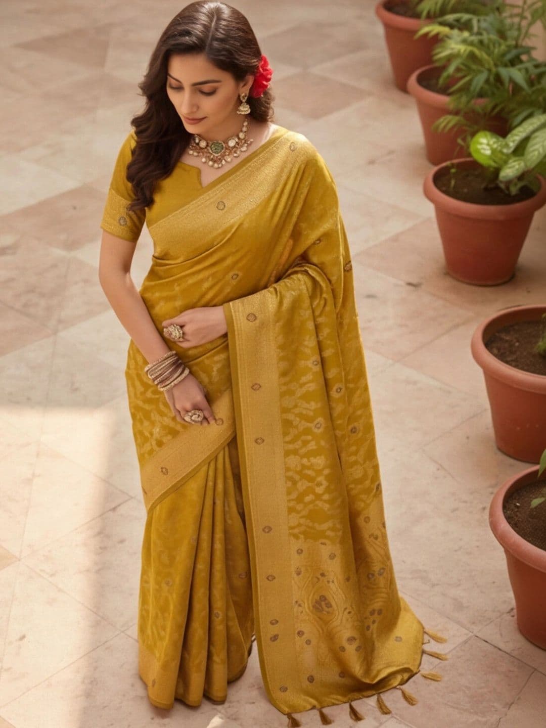Anouk Rustic Woven Design Zari Silk Blend Designer Kanjeevaram Saree thumbnail 2