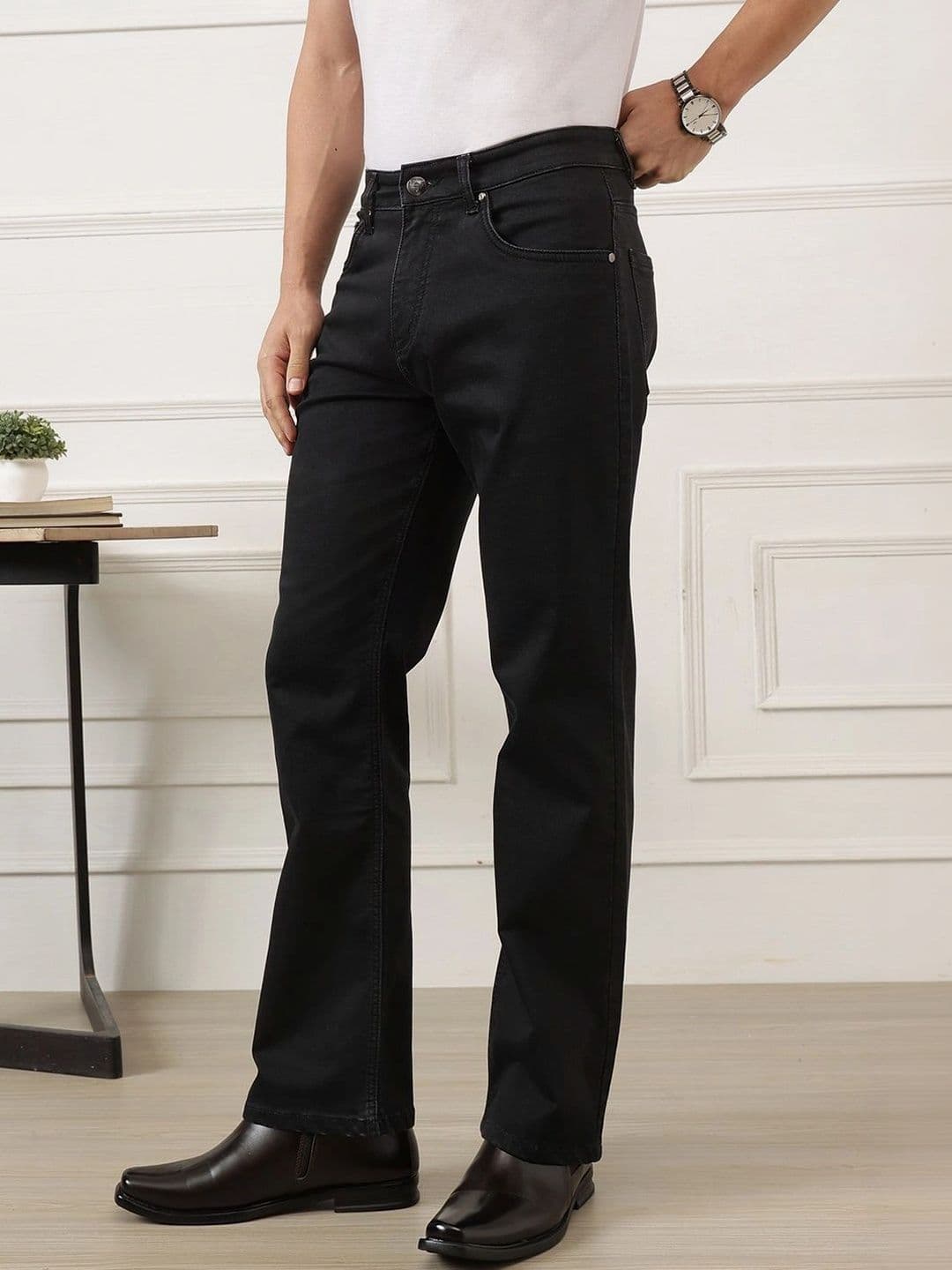 Thomas Scott Men Smart Bootcut Mid-Rise Stretchable Jeans thumbnail 2