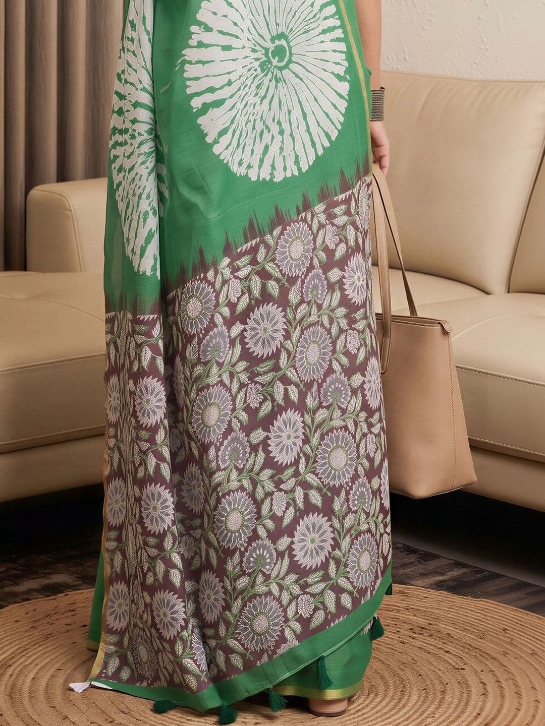 Sangria Tie and Dye Designer Block Print Saree thumbnail 4