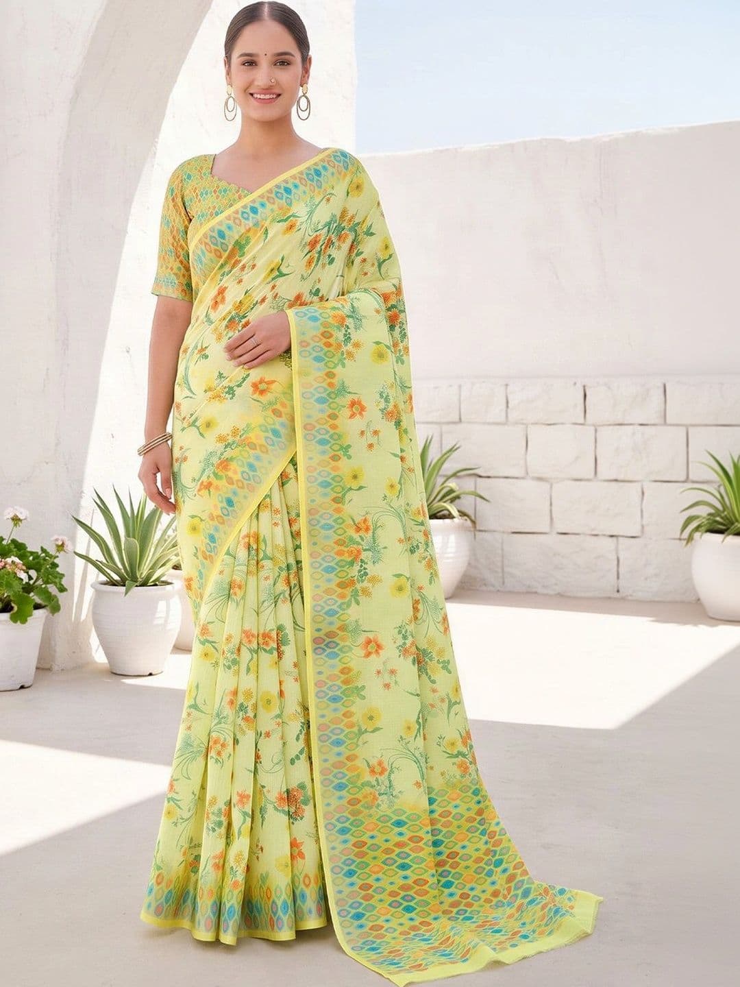 Anouk Floral Zari Designer Saree thumbnail 4