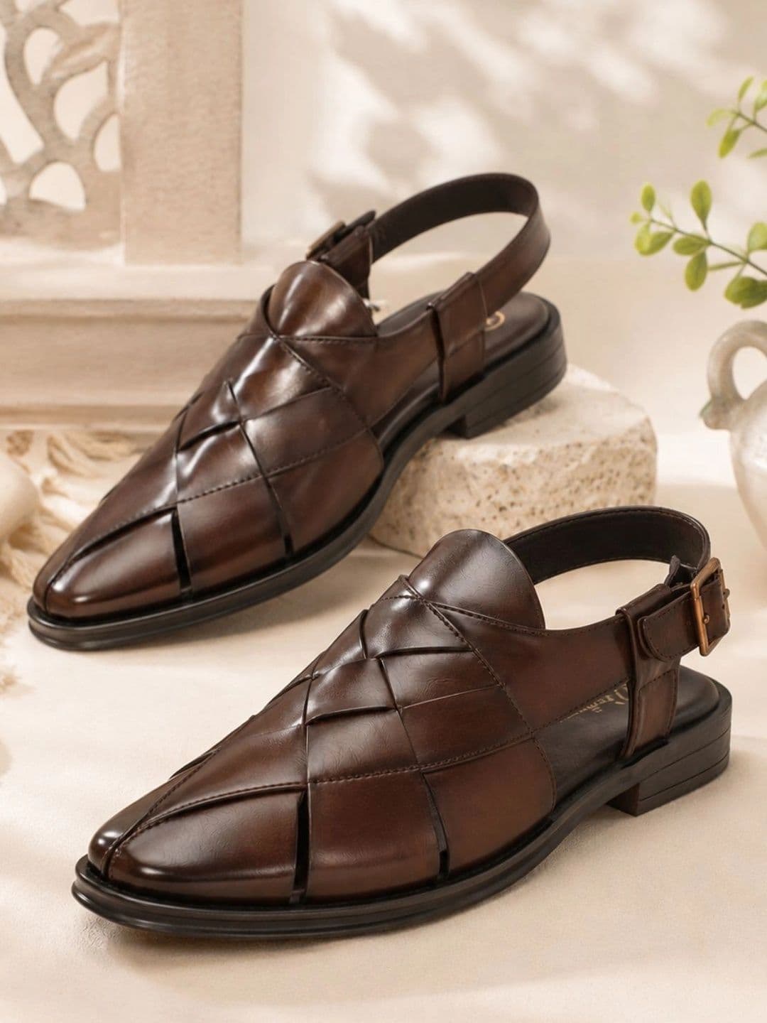 HIROLAS Men Fisherman Sandals - view 1