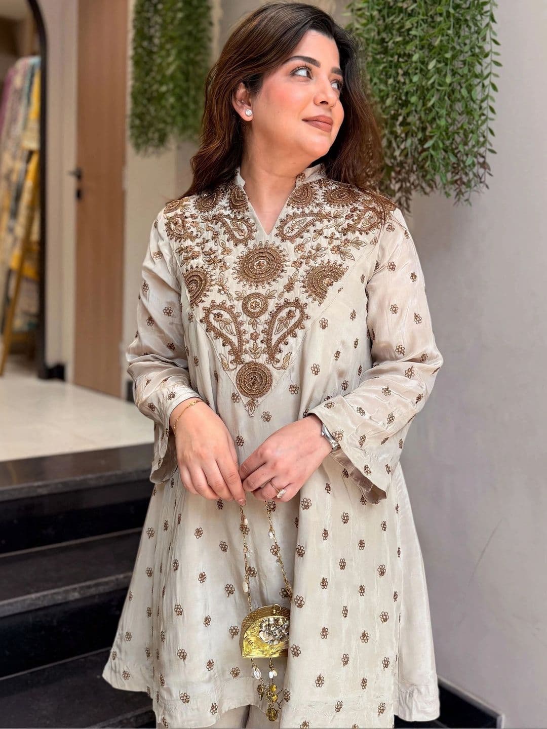all about you Women Ethnic Motifs Embroidered Regular Sequinned Silk Crepe Kurta with Palazzos thumbnail 4