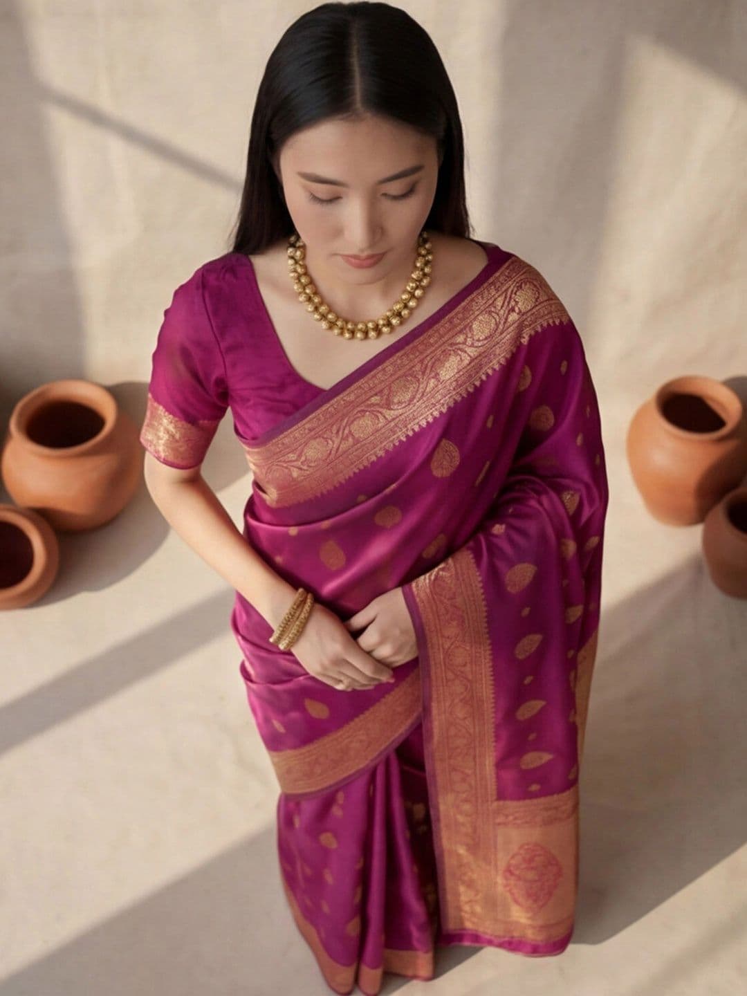 Anouk Rustic Woven Design Zari Silk Blend Designer Banarasi Saree thumbnail 3