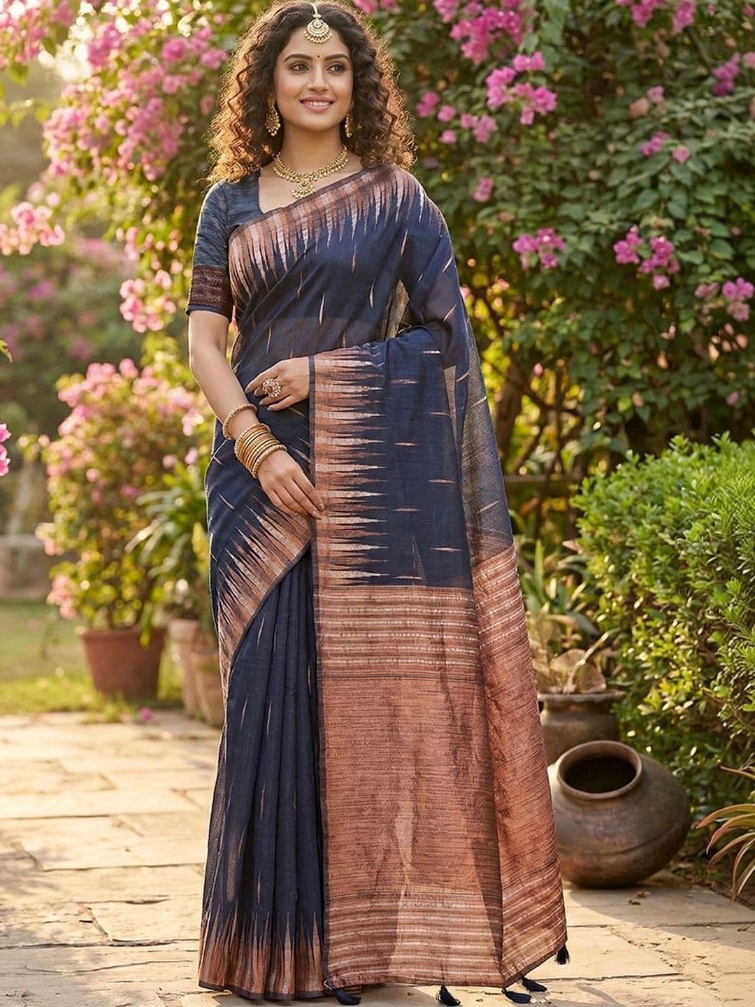 Mitera Woven Design Saree Copper Border Tassel - view 1