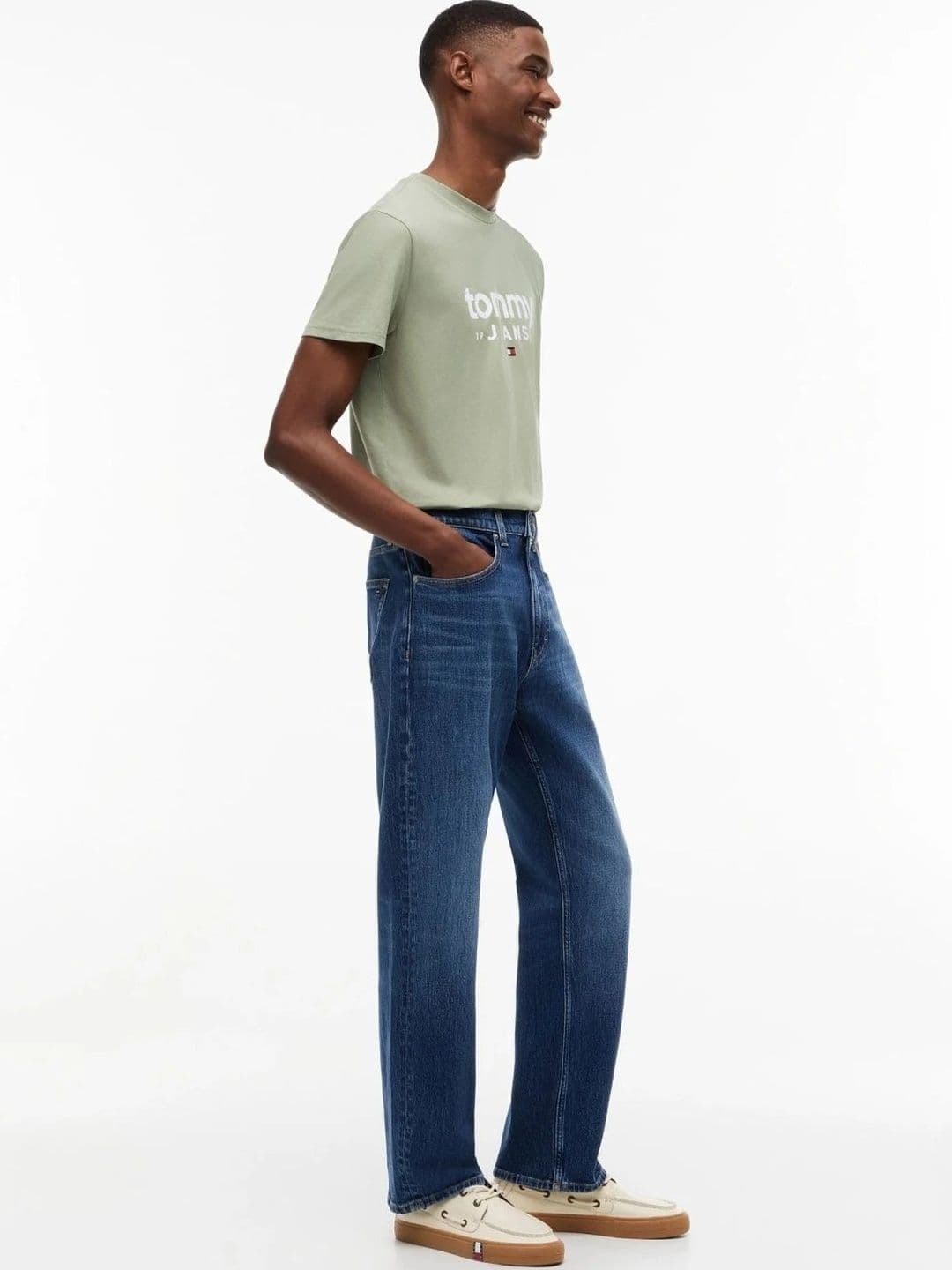 Tommy Hilfiger Men Straight Fit Mid-Rise Light Fade Stretchable Jeans thumbnail 6