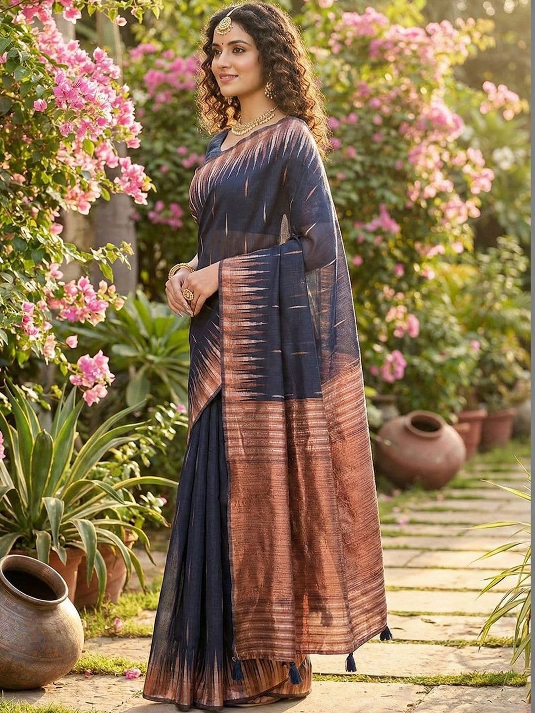 Mitera Woven Design Saree Copper Border Tassel thumbnail 3