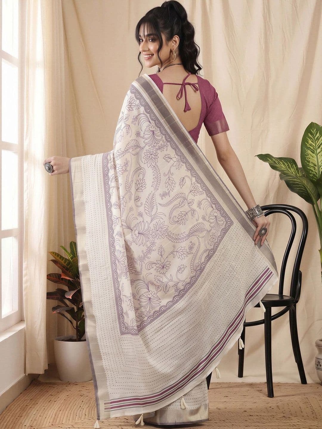 Anouk Floral Silk Cotton Designer Chanderi Saree thumbnail 3