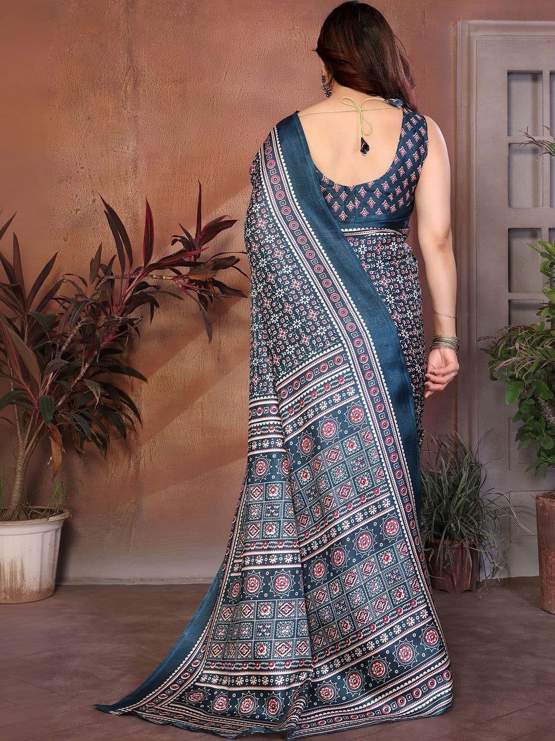 KALINI Art Silk Saree thumbnail 3