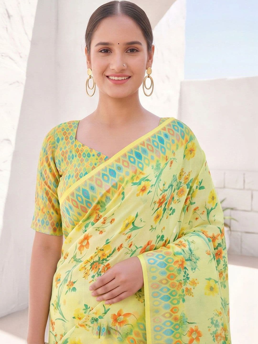 Anouk Floral Zari Designer Saree thumbnail 5