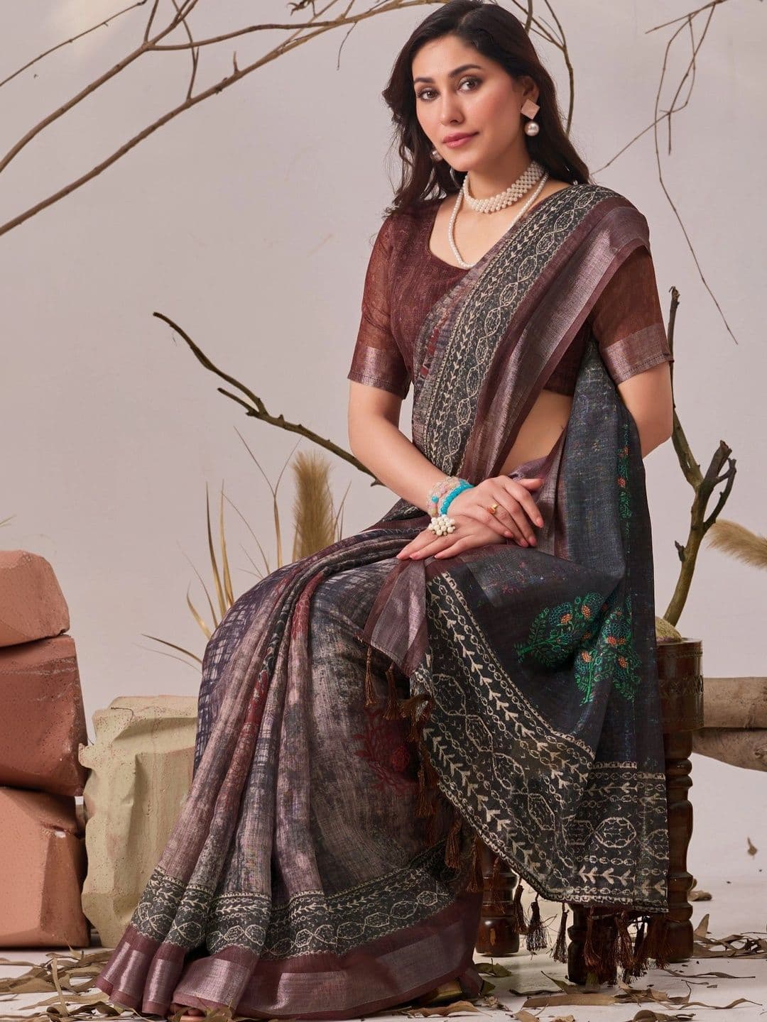 Moda Rapido Linen Blend Designer Saree thumbnail 3