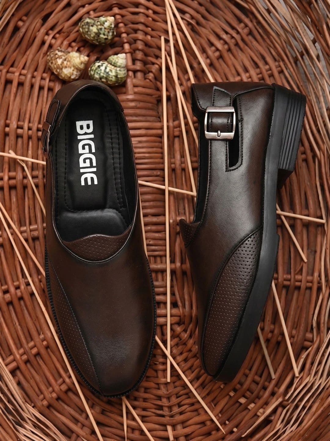 BIGGIE Men Shoe-Style Sandals - view 1