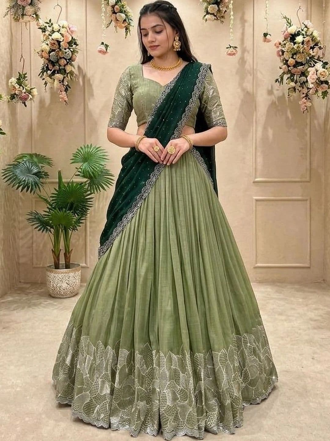 HERE&NOW Embellished Thread Work Semi-Stitched Lehenga & Blouse With Dupatta thumbnail 3