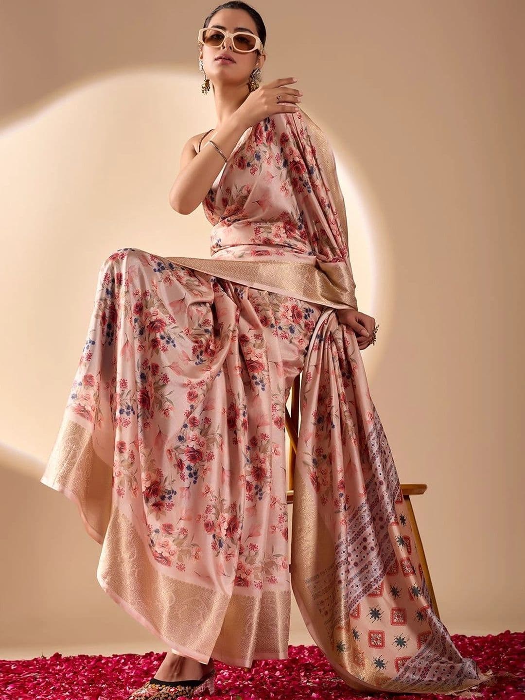Moda Rapido Floral Zari Silk Blend Designer Saree thumbnail 4