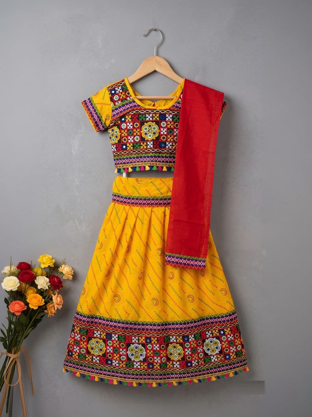 ahhaaaa Girls Embroidered Thread Work Ready to Wear Lehenga & Blouse With Dupatta thumbnail 6