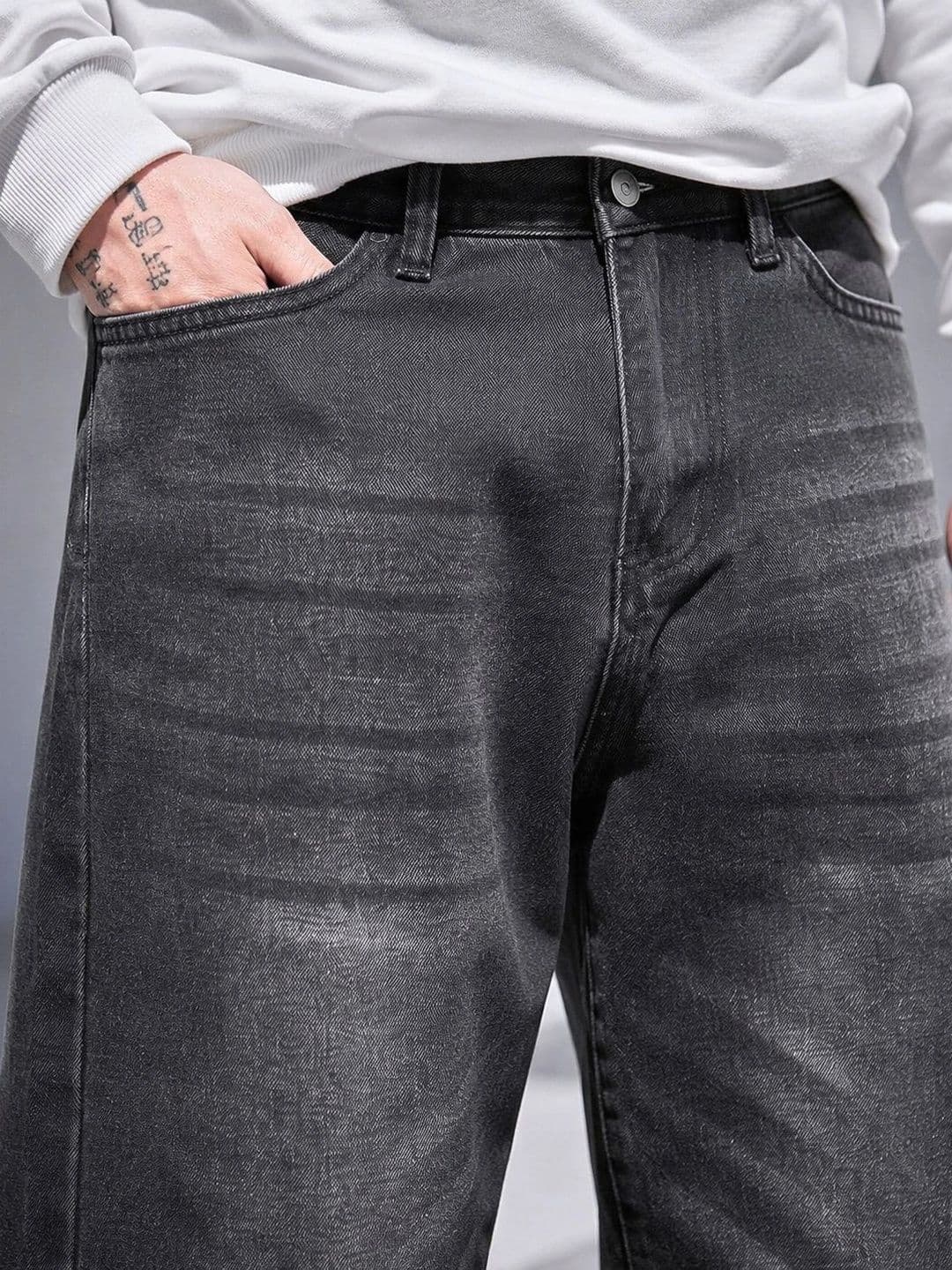 BREXX Men Wide Leg Mid-Rise Light Fade Stretchable Jeans thumbnail 6