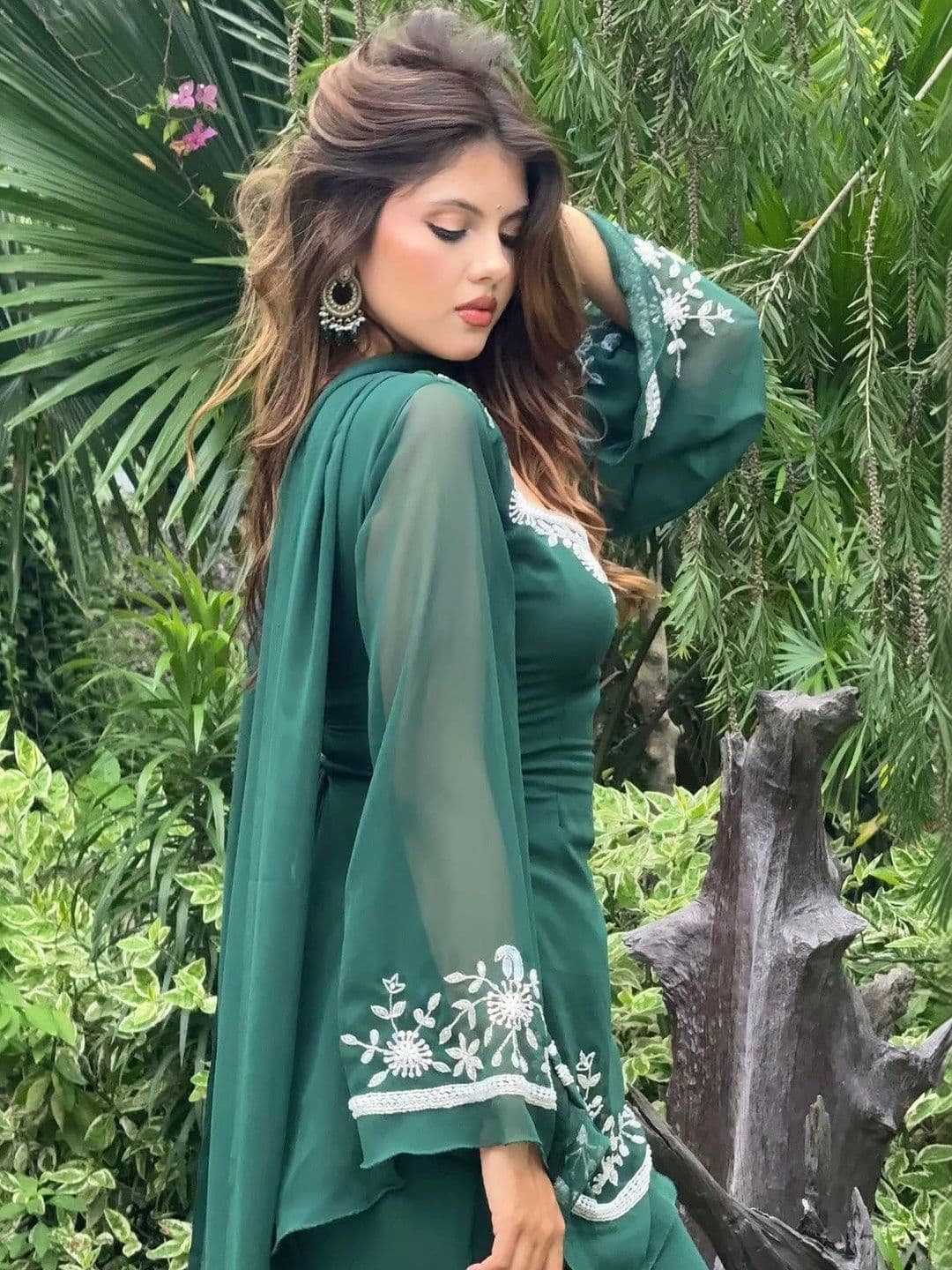 HERE&NOW Women Ethnic Motifs Embroidered Regular Thread Work Kurta with Palazzos & With Dupatta thumbnail 7