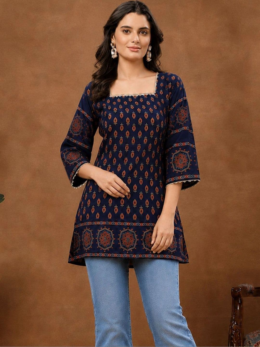 Sangria Ethnic Motifs Printed Square Neck Kurti thumbnail 2