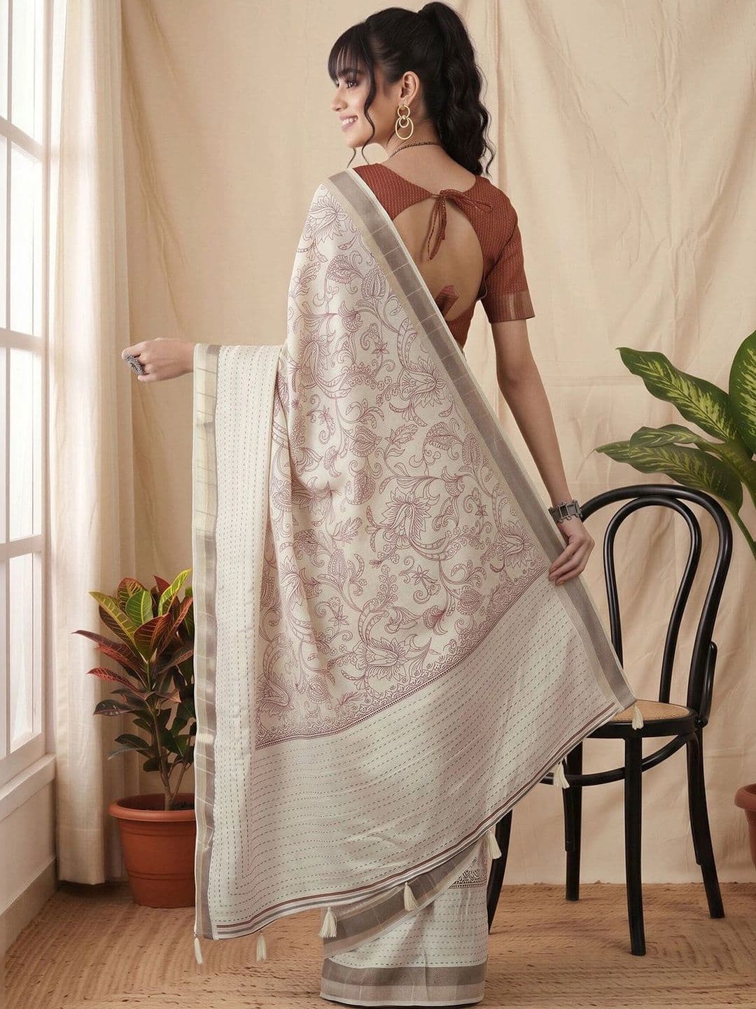 Anouk Embellished Silk Cotton Designer Chanderi Saree thumbnail 6