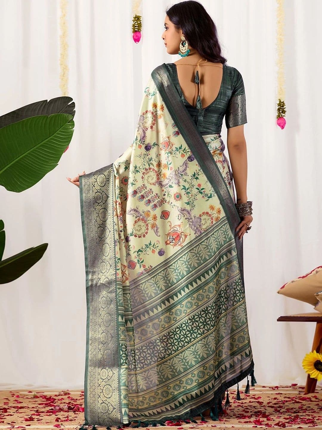 Moda Rapido Floral Zari Silk Blend Designer Saree thumbnail 7