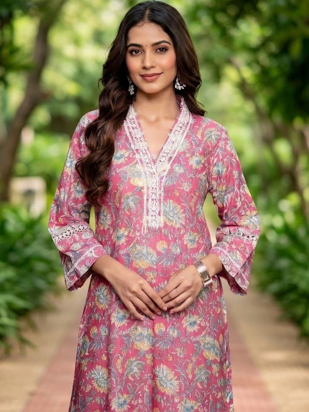 KALAMIR Women Floral Printed Thread Work Floral Kurta thumbnail 7