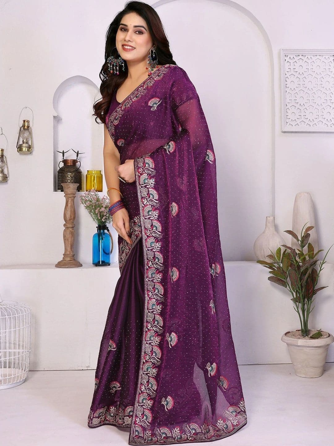 priyashi Paisley Embroidered Satin Heavy Work Saree thumbnail 4