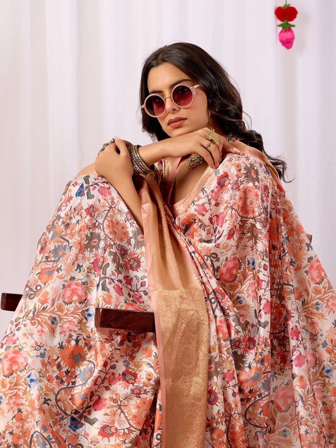 Moda Rapido Floral Zari Silk Blend Designer Saree thumbnail 5
